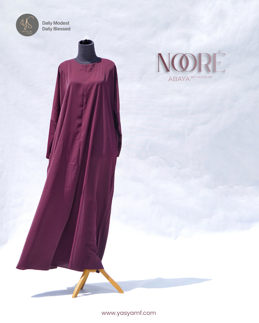 NOORÉ ABAYA